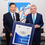 अन्तर्राष्ट्रिय ओलम्पिक समितिका अध्यक्ष बाच र चाइना मिडिया ग्रुपका महानिर्देशकबीच भेटघाट