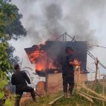 सोलुखुम्बुमा डढेलोले दश घर जले, दर्जनौँ पशुचौपाया हताहत   