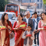 बडादशैंँको तेस्रो दिन पनि टीका र जमरा लगाउने क्रम जारी, काठमाडौँ उपत्यकामा चहलपहल बढ्यो